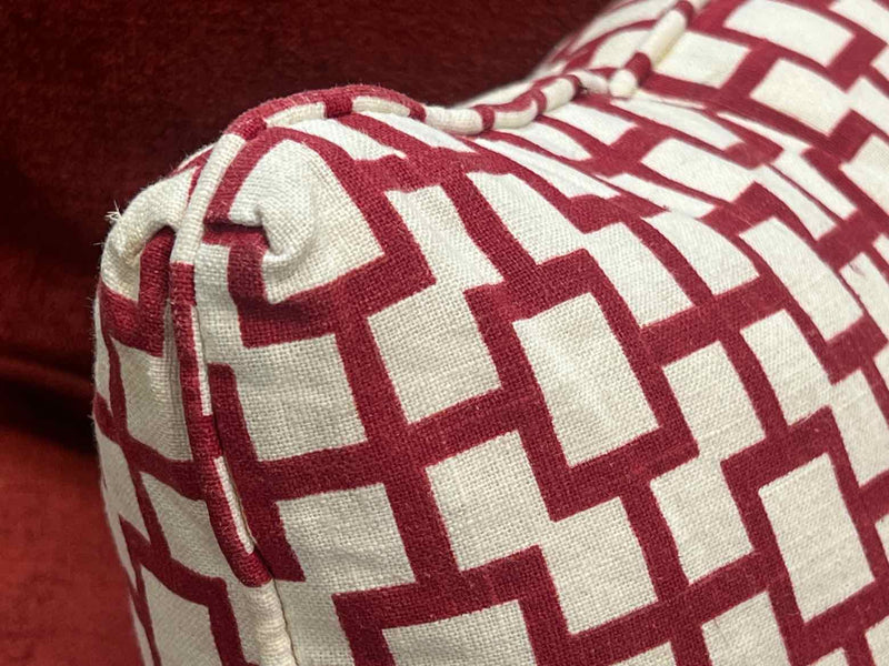 Pair of Geometric Pattern Accent Pillows