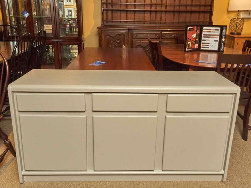 Modern Oak  Sideboard in Dove Grey Finish