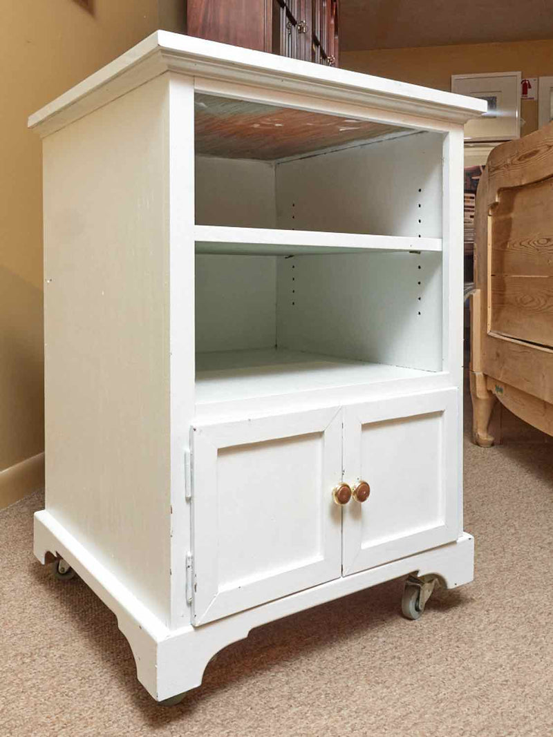 Pair Of Oak Top White Finish 2 Door 1 Shelf Kitchen Storage On Casters