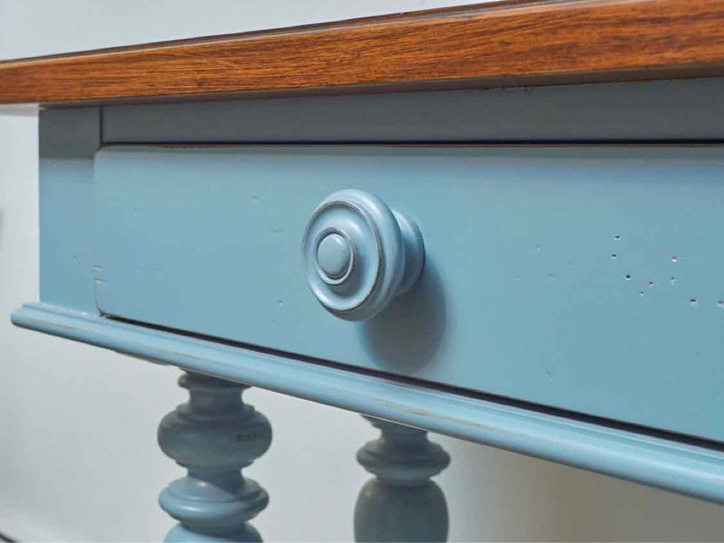 Stanley 'Williamsburg Blue' Finish 2 Drawer Console