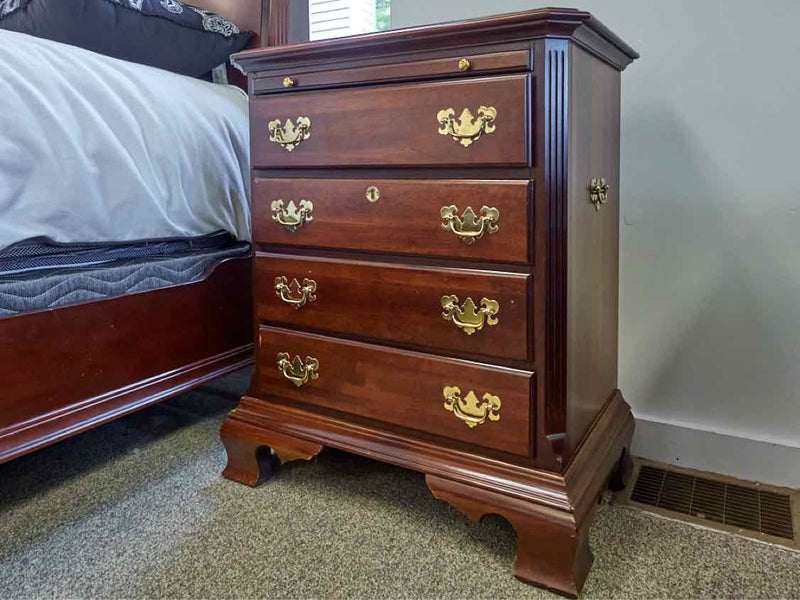 Pair of Kincaid Cherry Blockfront Nightstands