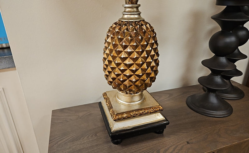 Pineapple Table Lamp