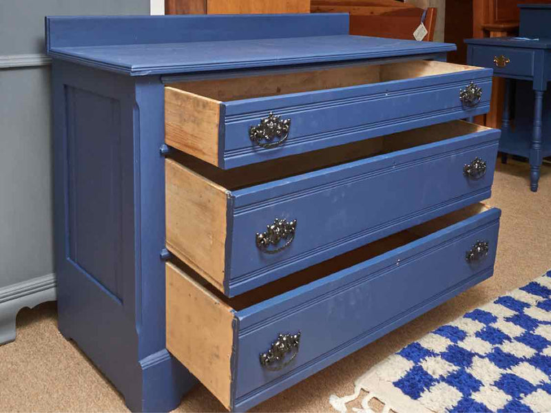 'Delhinium Blue' Finish Oak Dresser/ Dressing Table with 3 Drawers