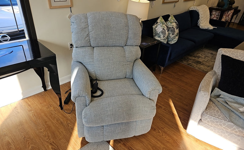 'Pinnacle' Platinum Recliner