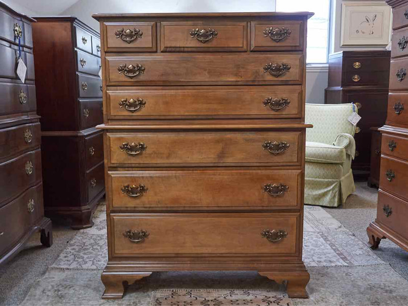 Kroehler 'Cape Cod Collection' Solid Rock Maple 5 over 3 Drawer Chest