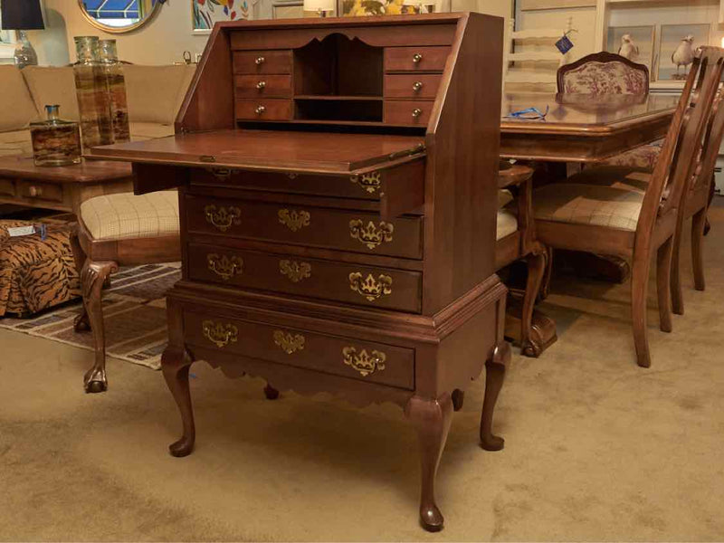 Jasper Cabinet Cherry Queen Anne Secretary Drop Front 4 Drawer Desk With Key