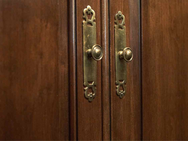 Mahogany Stain Corner Cabinet with Arch Pane Doors & Wood Doors