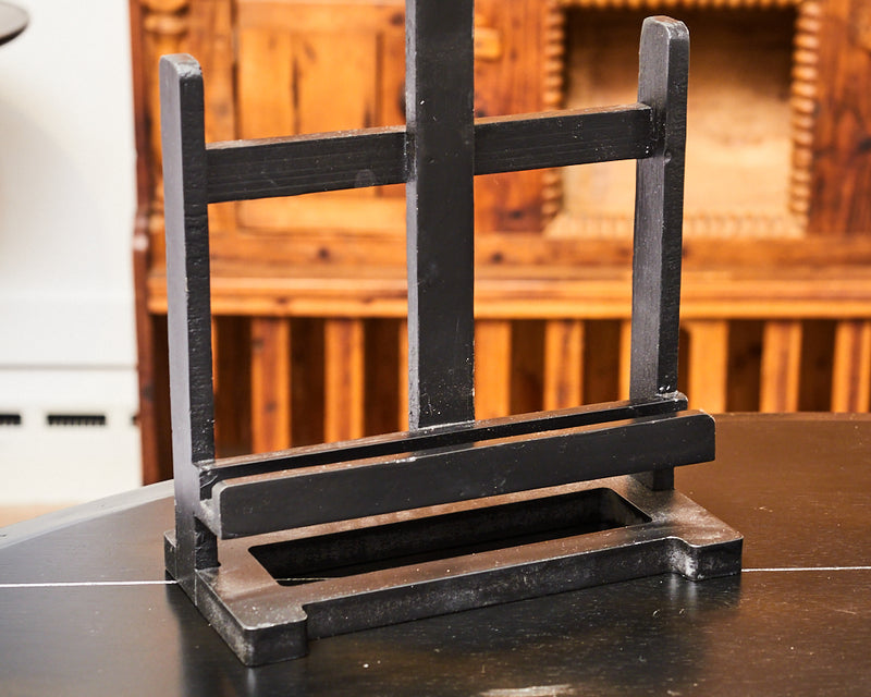 Small Tabletop Art Display Easel In Black