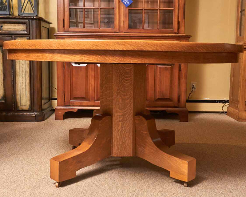 Oak Round Pedestal Dining Table with1 Leaf