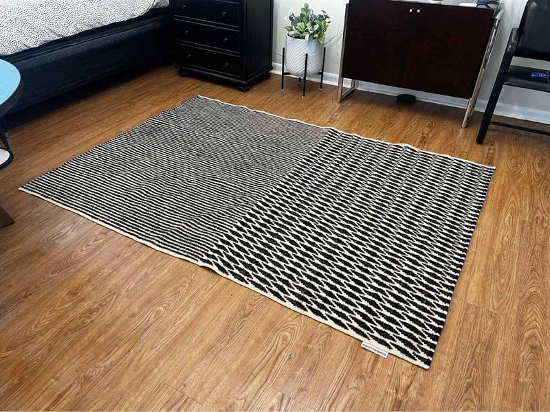 Nanimarquina 'Blur' Wool Rug in Black and Ivory